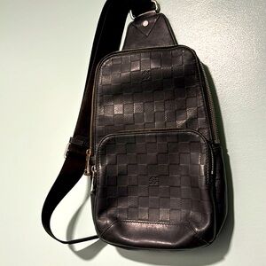 Louis Vuitton men’s crossbody bag